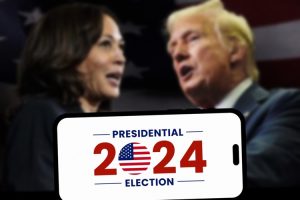 Harris en Trump achter bord Presidential Election 2024